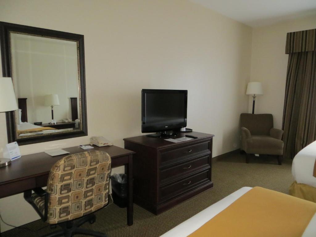 Holiday Inn Express & Suites Whitecourt By Ihg Bilik gambar